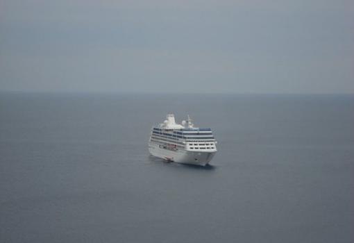 Un barco único diseñado para su completo bienestar...